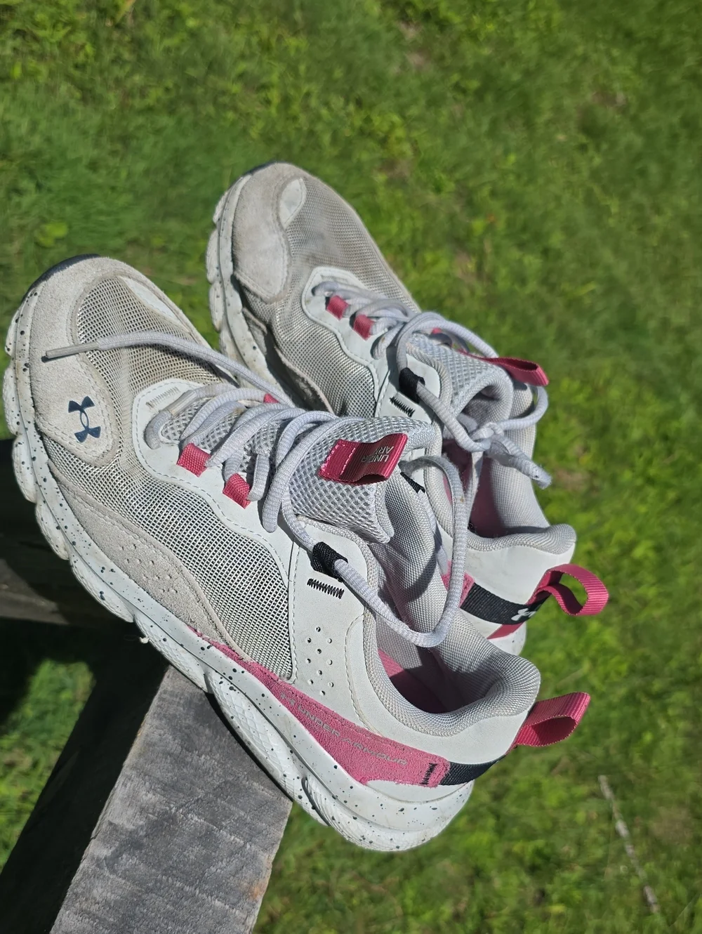 Under Armour Charged Vessert Pink Speckle Athletic Sneakers Running Shoes W 9.5